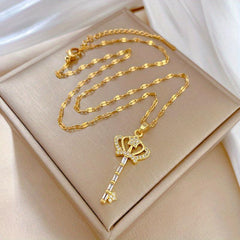 Crown Key Pendant Necklace - Perfect Gift for Women