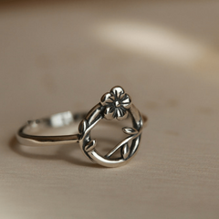 Vintage Flower Ring Silvery Plated Bohemian Women's Ring