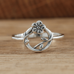 Vintage Flower Ring Silvery Plated Bohemian Women's Ring