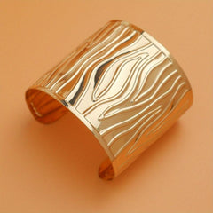 Metal Water Stripe Shape Bracelet