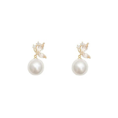 Light Bow Pearl Earrings - Elegant and Chic Jewelry