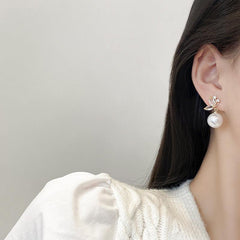 Light Bow Pearl Earrings - Elegant and Chic Jewelry