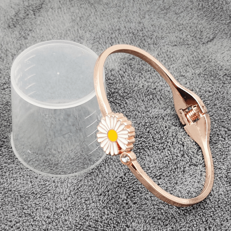 Daisy Bracelet Lady Adjustable Chrysanthemum Bracelet