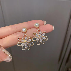 Pearl Flower Drop Earrings for Women