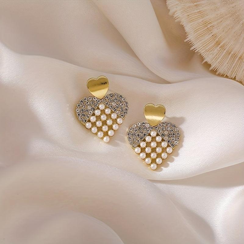 Vintage Sweet Pearl Rhinestone Heart Stud Earrings for Women