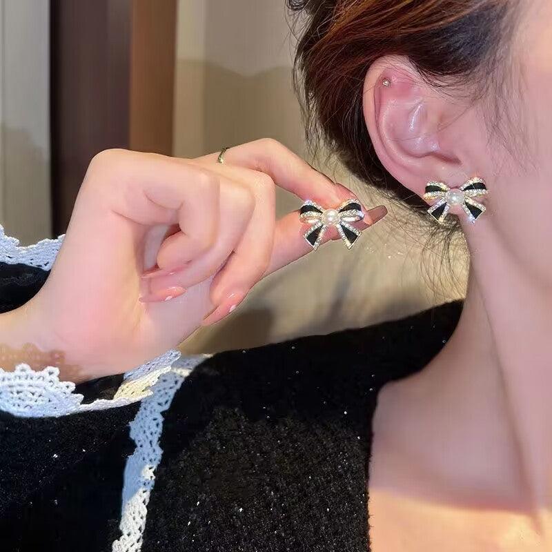 Unique Retro Bow Earrings with Pearl Studs