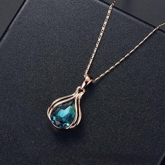 Green Water Droplet Necklace Earrings Set