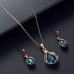 Green Water Droplet Necklace Earrings Set