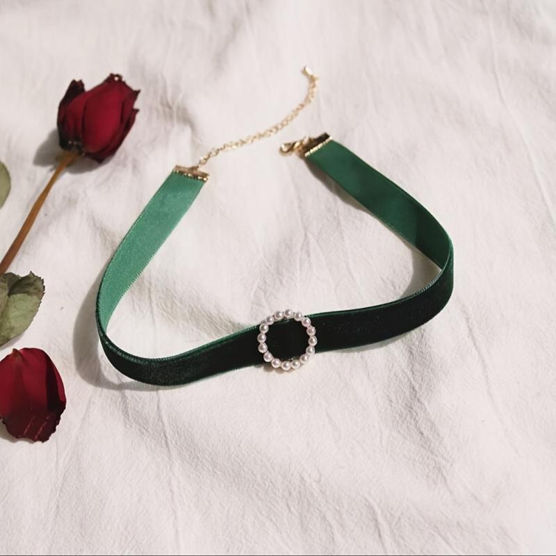 Choker Women's Collar Clavicle Chain Velvet Neckband Pearl Love Necklace