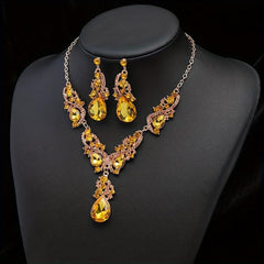 Elegant Glass Jewelry Set - Ideal Gift for Her