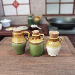 2pcs Mini Traditional Ceramic Jar Cork Sealed Seasoning Jar