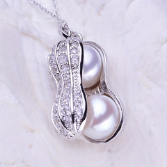 Freshwater Pearl Peanut Pendant Necklace