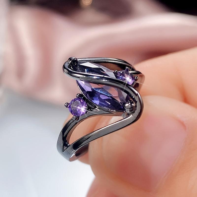 Purple Horse Eye Zircon Ring Ladies Jewelry
