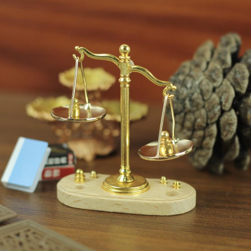 Mini Doll House Accessories Simulation Alloy Scales Family Toy Puzzle Model