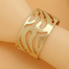 Hollow Pattern Metal Open Bracelet Women's Flower Bracelet