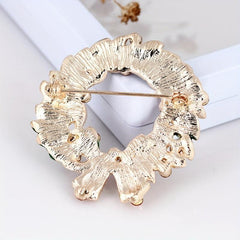 Cartoon Christmas Brooch Leaf Garland for Men and Women