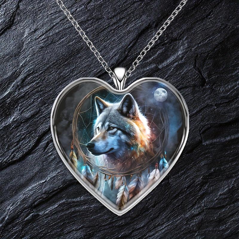 Heart-Shaped Wolf Necklace Family Anniversary Gift