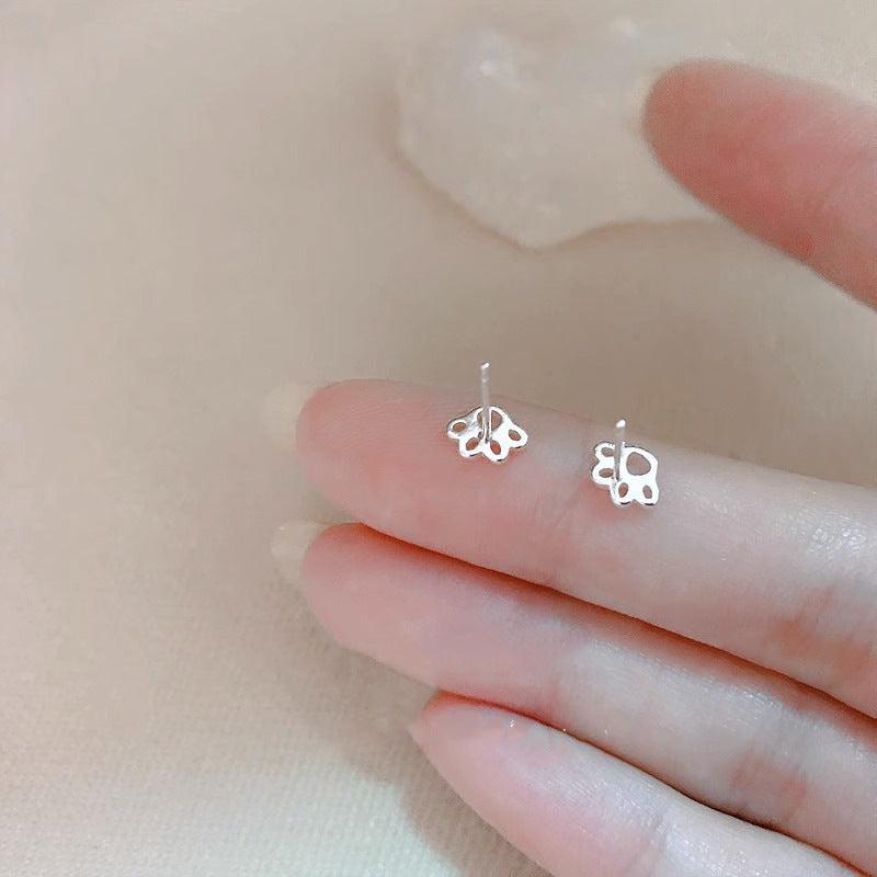 Silvery Kitten Claws Stud Earrings Alloy Electroplated For Girls Party