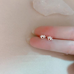 Silvery Kitten Claws Stud Earrings Alloy Electroplated For Girls Party