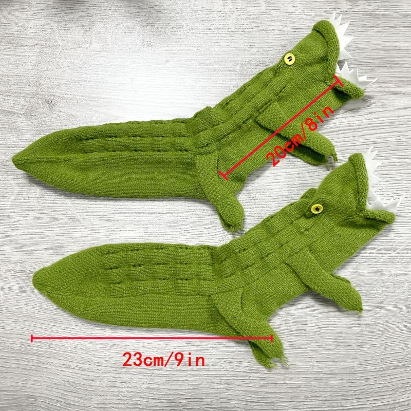 3D Crocodile Wool Socks Mid-calf Warm Funny Novelty Green Winter Autumn Pair