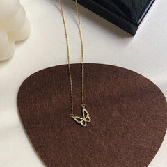 Butterfly Pendant Necklace with Artificial Diamond