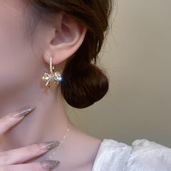 Stylish Summer Light Bow Pearl Earrings