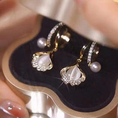 French Pearl Earrings Gingko Leaf Design Lightweight Earrings
