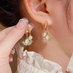 French Pearl Earrings Gingko Leaf Design Lightweight Earrings