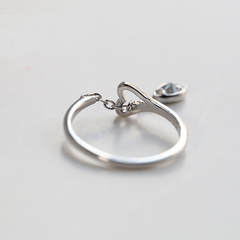 Glistening Silver Water Droplet Ring