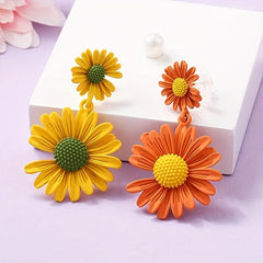 Small Daisy Earrings Joker Flower Earrings