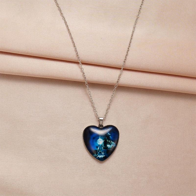 Heart shaped Wolf Necklace Toy For Kids Daughters Gift
