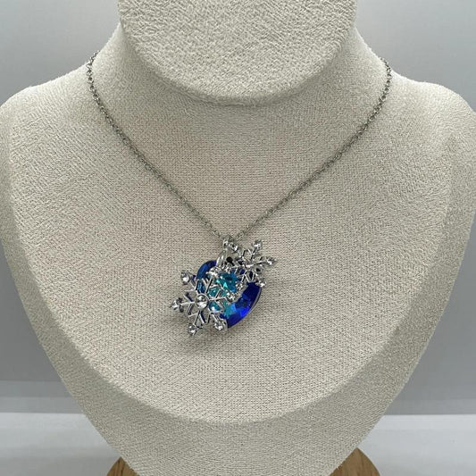 Heart-Shaped Sapphire Crystal Snowflake Pendant Necklace