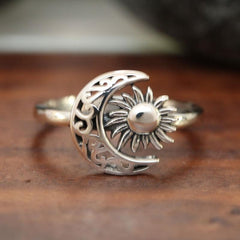 Vintage Silvery Plated Bohemian Moon & Sun Ring Jewelry