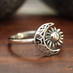 Vintage Silvery Plated Bohemian Moon & Sun Ring Jewelry