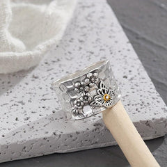 Vintage Butterfly Carved Stone Ring - Golden Party Jewelry