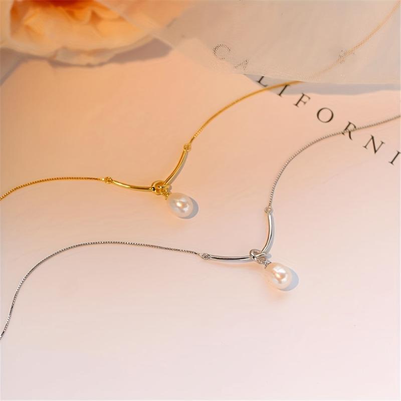 Geometric Lines Faux Pearl Rope Knot Pendant Necklace