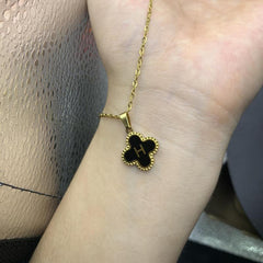 Elegant 26 Letter H Necklace with Four Leaf Clover Pendant