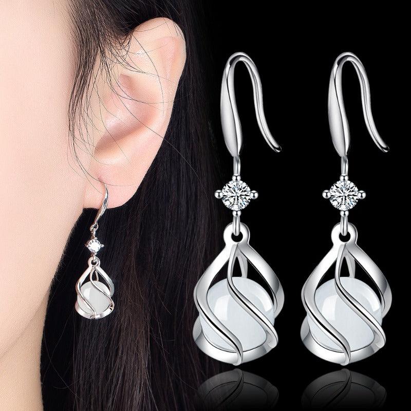 Retro Cat's Eye Stone Earrings Women's Pendant Earrings Party Gift Ear Hooks
