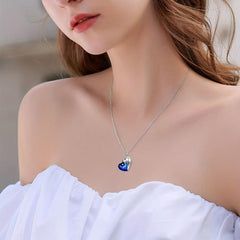 Artificial Gemstone Puppy Pendant Necklace for Women