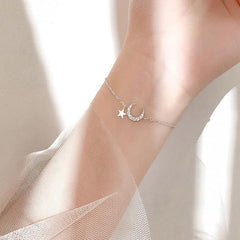 Pastoral Style Moon Pendant Necklace for Women
