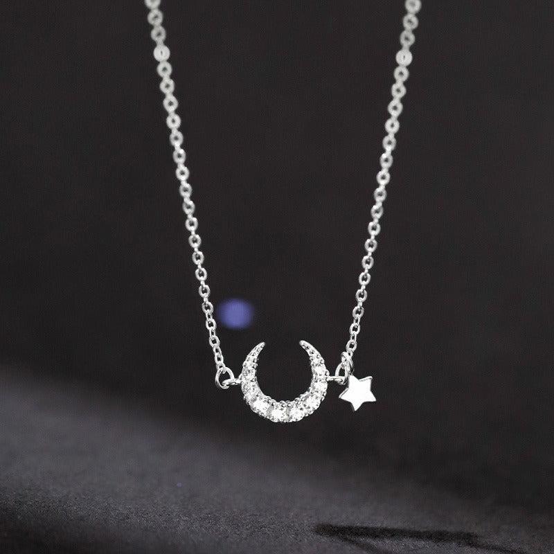 Pastoral Style Moon Pendant Necklace for Women