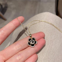 Niche Camellia Necklace Female Clavicle Chain Temperament Neck Chain