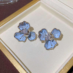 Temperament Flower Sense Light Ear Stud Earrings
