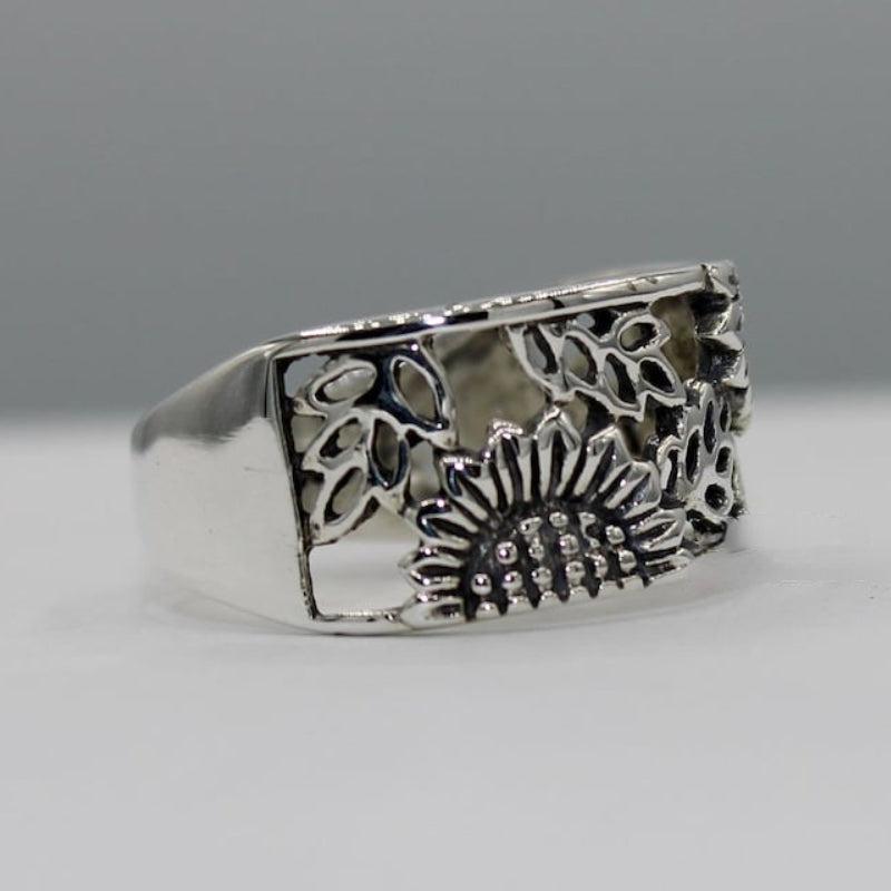Vintage Silvery Plated Sunflower Woman Ring Party Jewelry Gift
