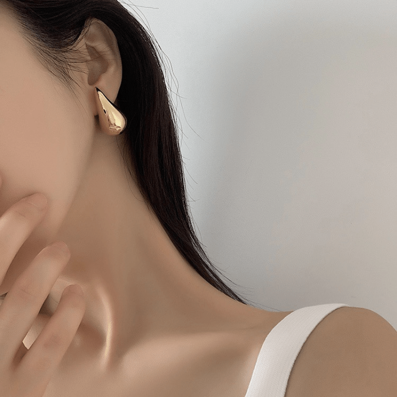 Water Drop Temperament Stud Earrings
