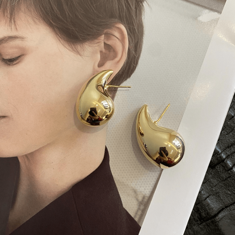 Water Drop Temperament Stud Earrings