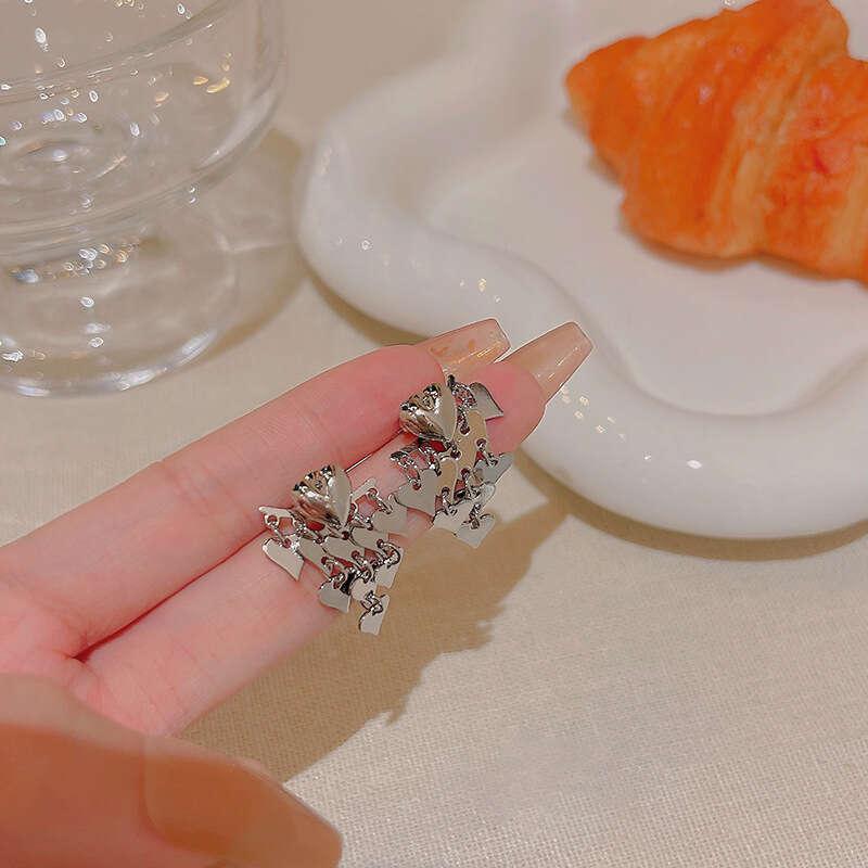Silvery Needle Tassel Earrings Female Peach Heart Earrings