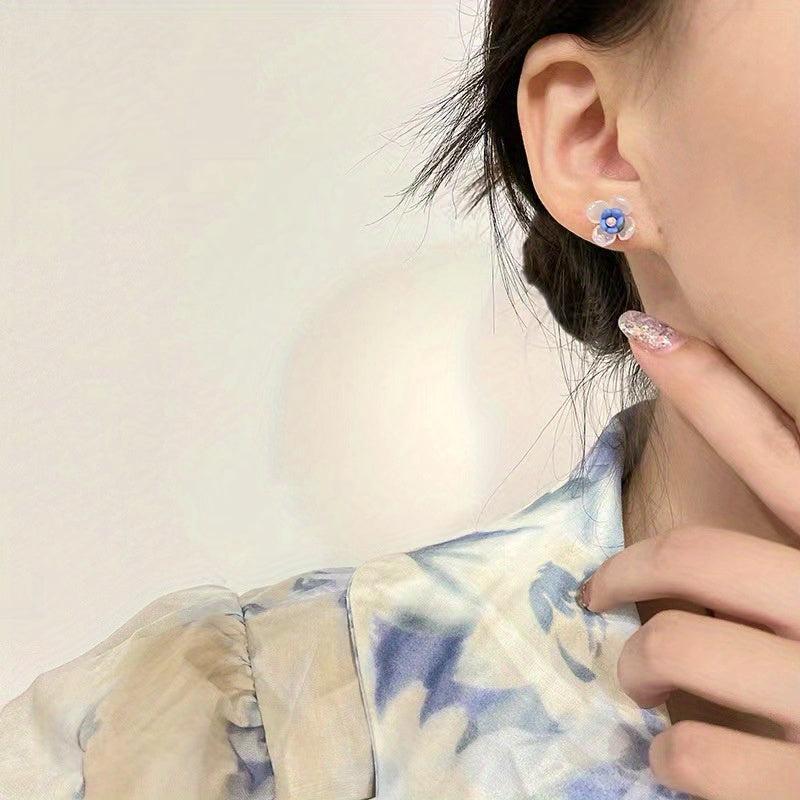 S925 Silvery Needle French Retro Earrings
