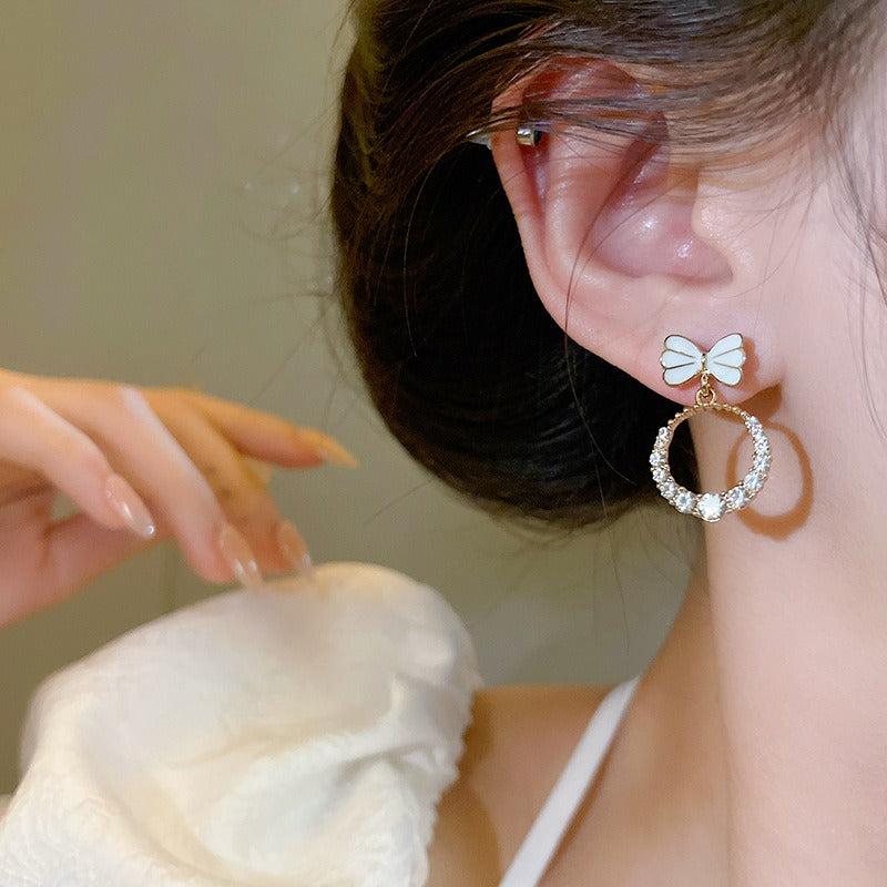 Silvery Needle Bow Earrings Female Ring