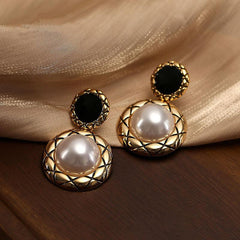 Retro Golden Fragrant Wind Earrings Tide